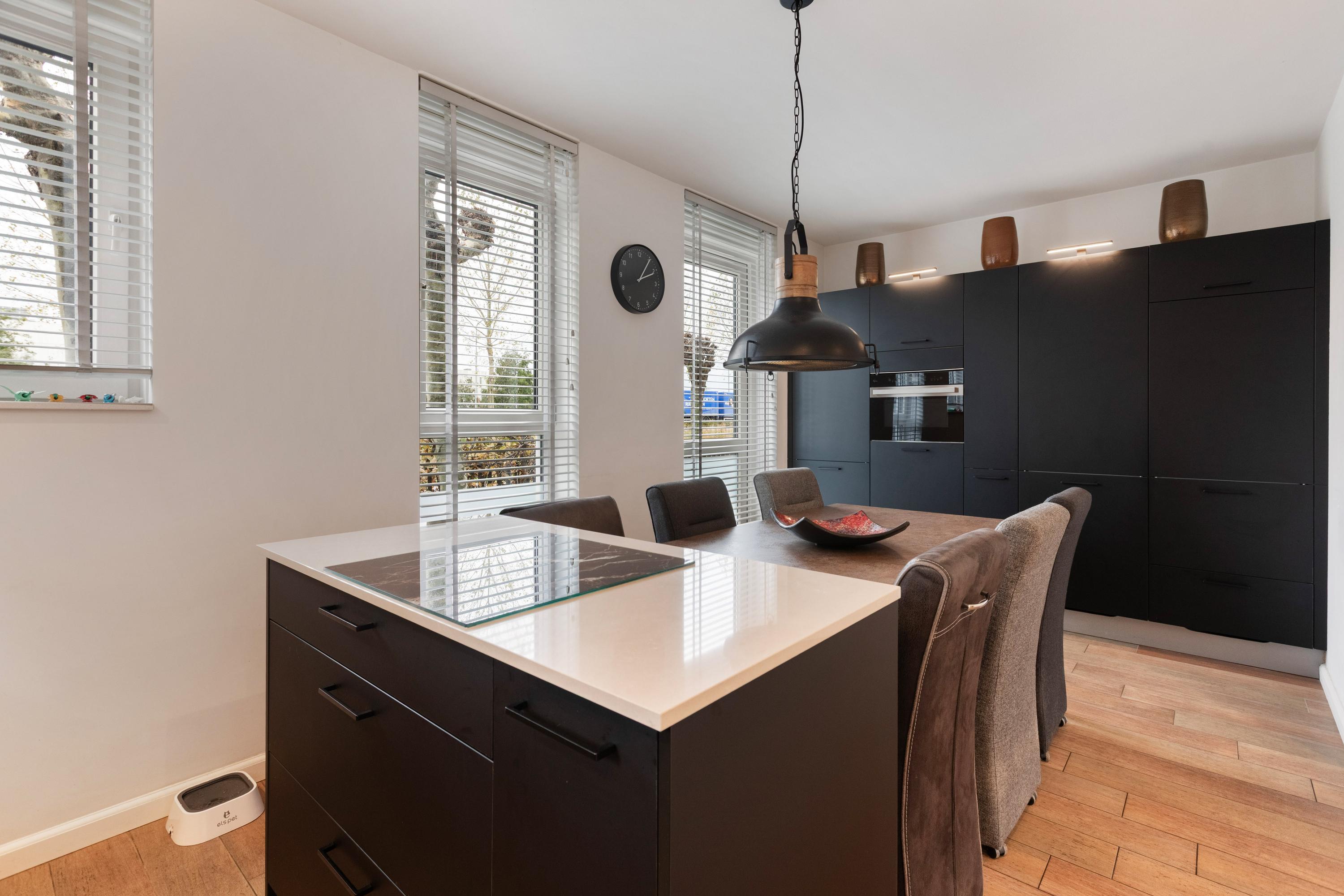 Saarloosstraat 24 , 2134 LZ Hoofddorp 9