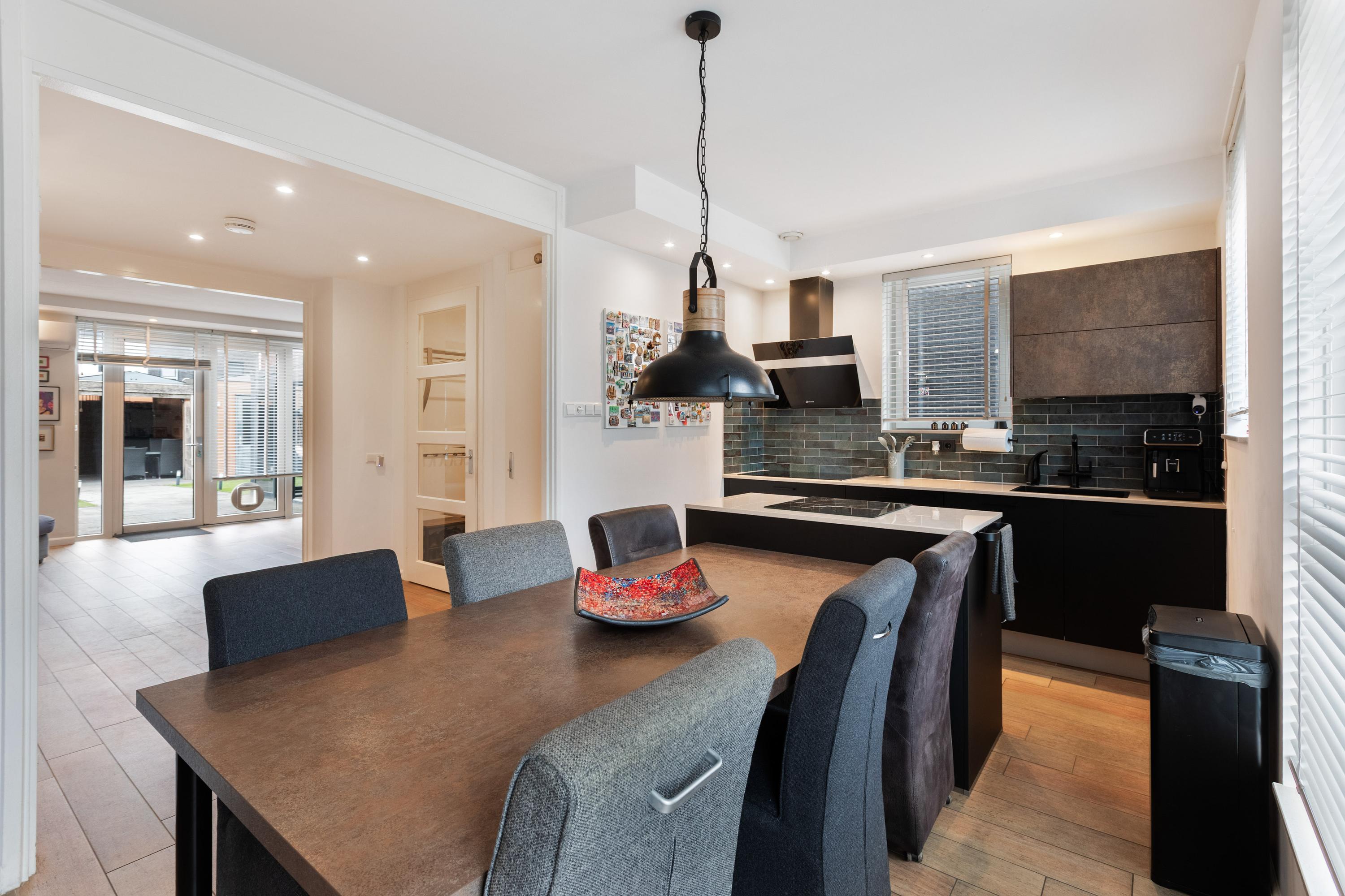 Saarloosstraat 24 , 2134 LZ Hoofddorp 1